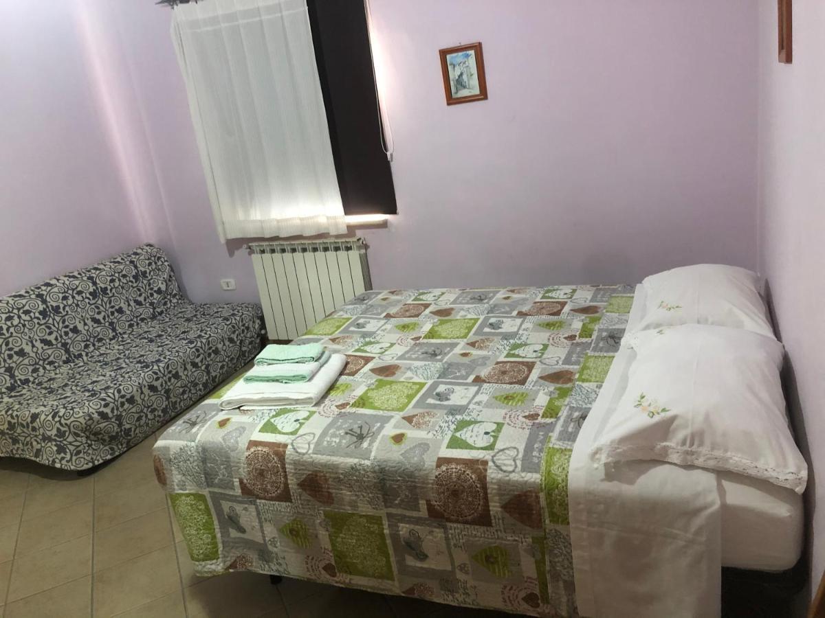 B&B Il Medioevo Pesche エクステリア 写真