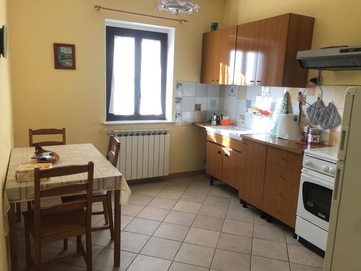 B&B Il Medioevo Pesche エクステリア 写真